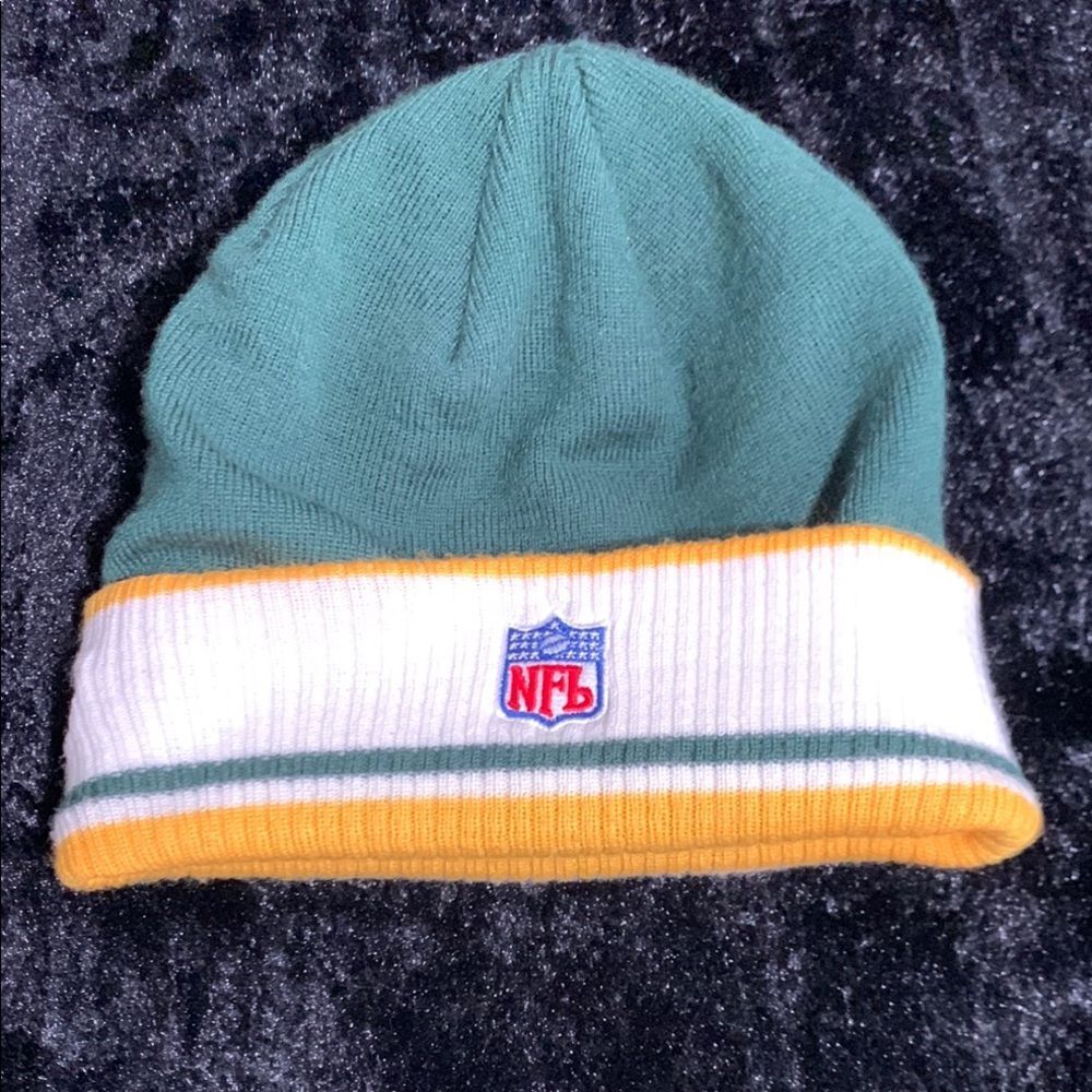 Green Bay Packers Knit Beanie - Green and White Football Sportswear Wisconsin - Picture 3 of 7